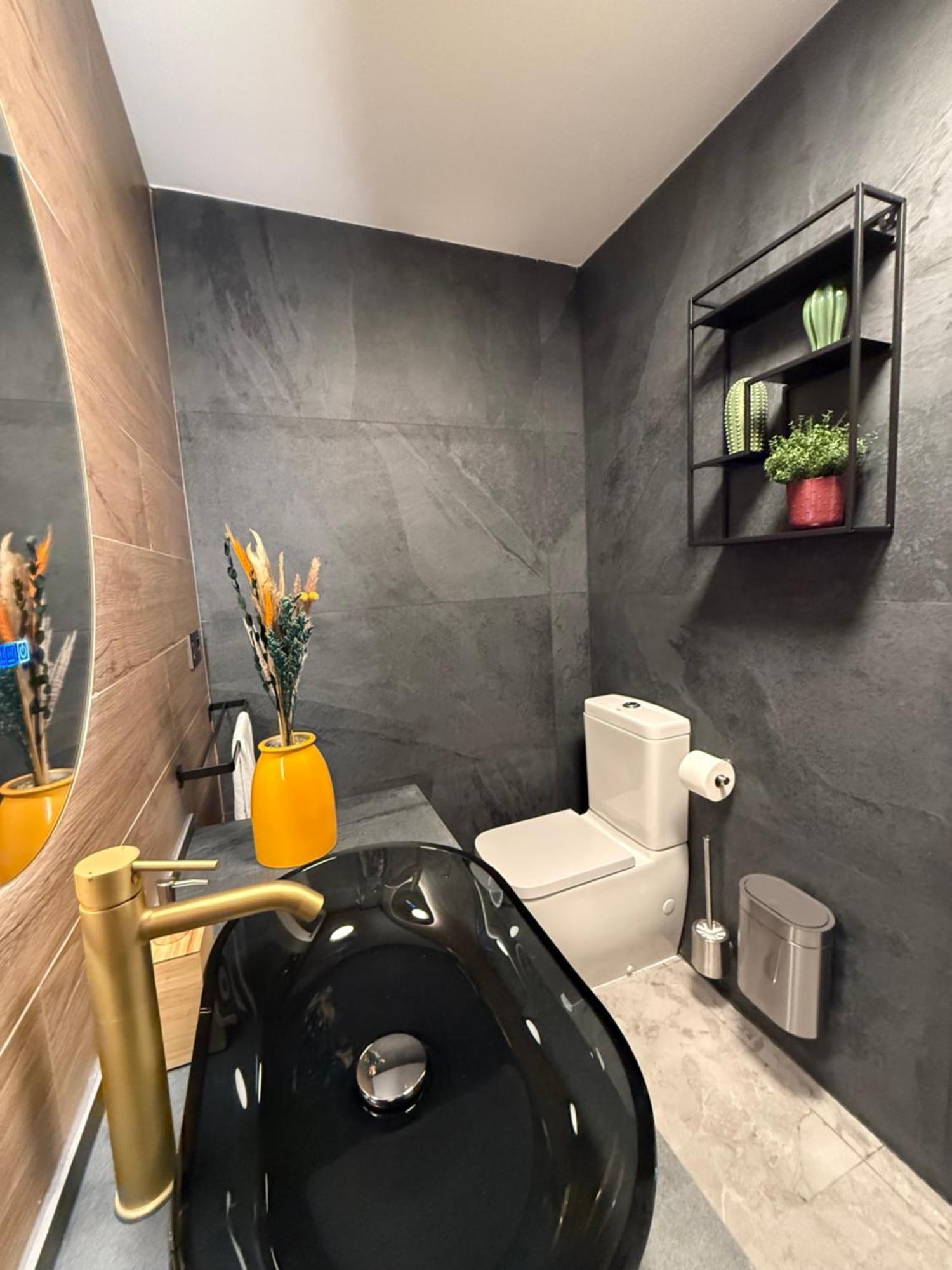 Victoria Loft Bed & Breakfast คาสเตล เด เฟโร ภายนอก รูปภาพ